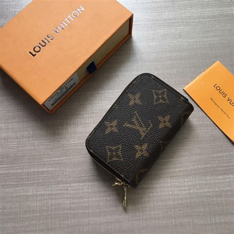 keychain wallet louis vuitton|louis vuitton key case wallet.